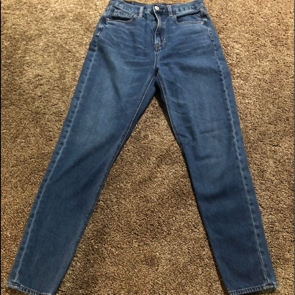 American Eagle mom jeans
